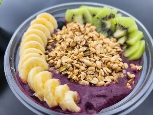 Blueberry smoothie in a cup